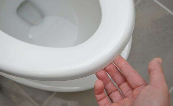 �����RͰ�w������β���Q��