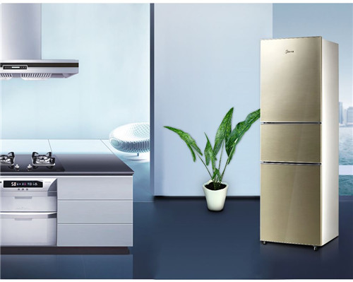 ���T����