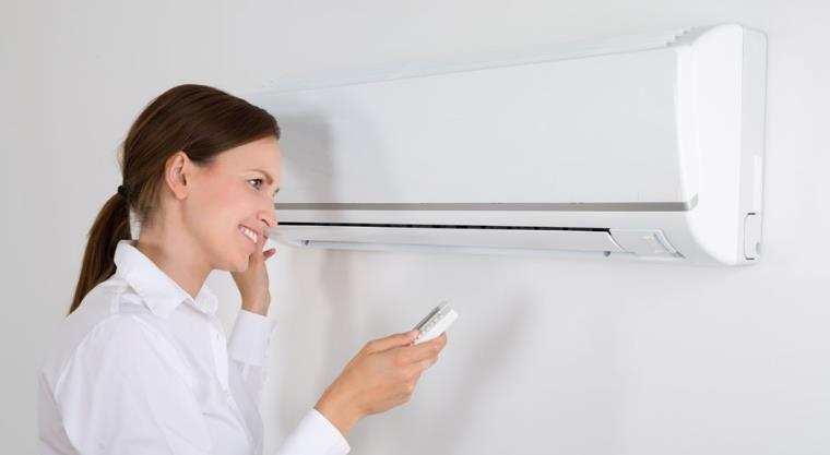 空調(diào)外機(jī)一會(huì)熱風(fēng)一會(huì)冷風(fēng)什么原因