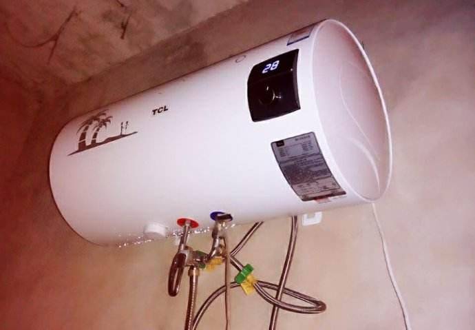 電熱水器e1故障怎么解決