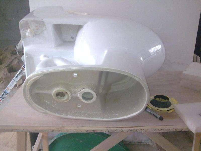 �RͰ�ײ�©ˮ��ô��