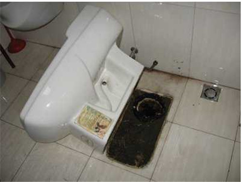 �S���RͰ�Mˮ���M�r��_��ͨ�����M