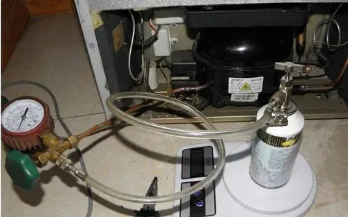 北京平谷家用冰箱維修電話號碼_明碼標價_不亂收費