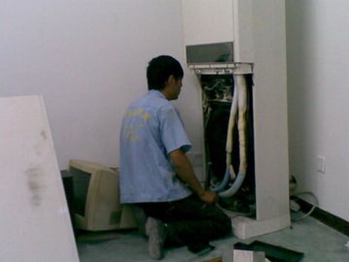 空調(diào)維保合同服務(wù)電話_附近空調(diào)維修電話