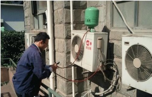 空調(diào)清洗加氟一次多少錢