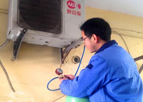 老式空調(diào)一般加雪種要多少錢